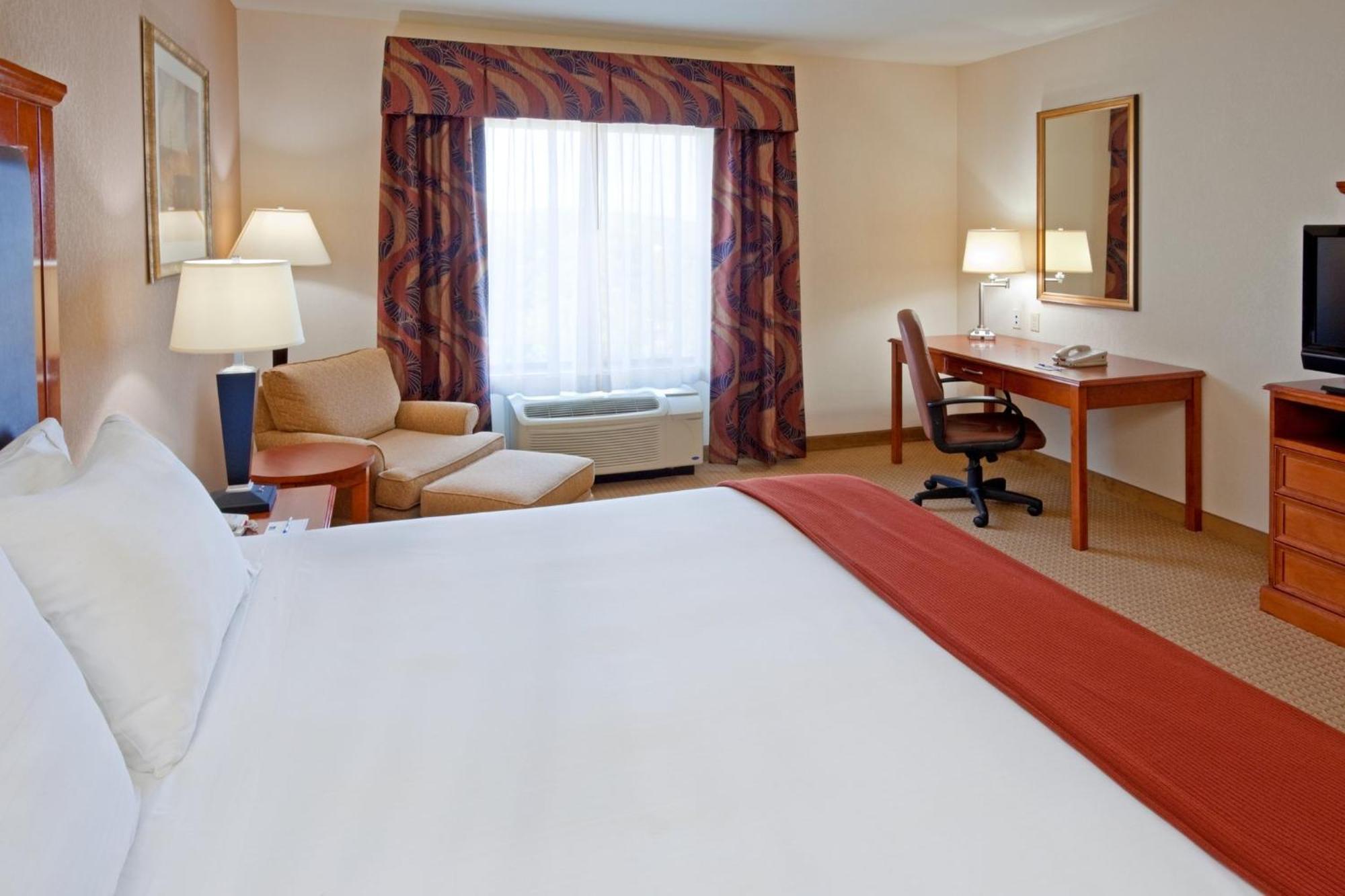 Holiday Inn Express & Suites Albany Airport Area - Latham By Ihg Buitenkant foto
