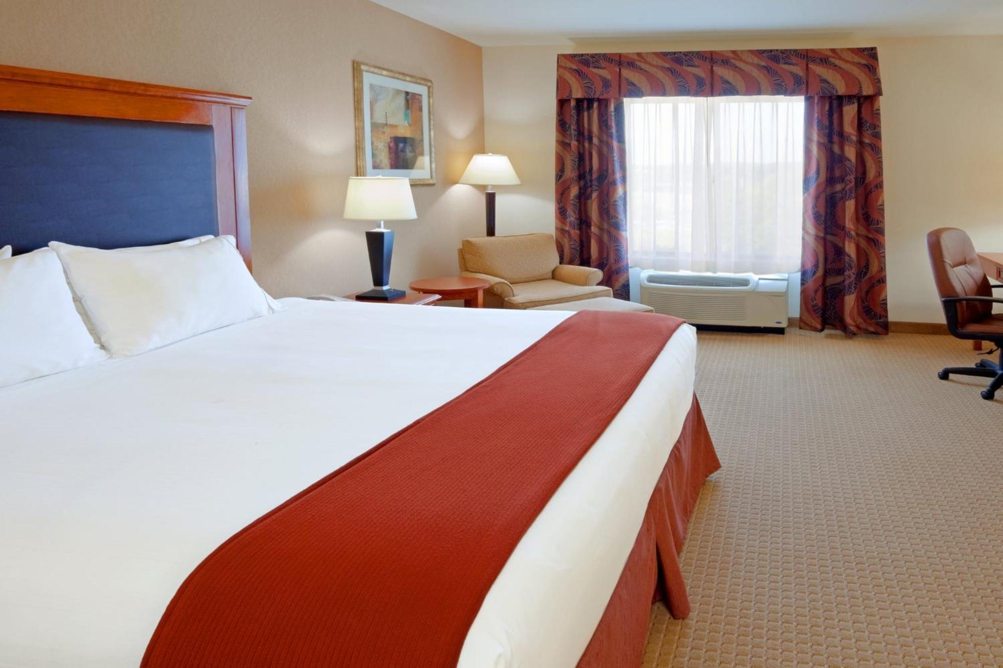 Holiday Inn Express & Suites Albany Airport Area - Latham By Ihg Buitenkant foto