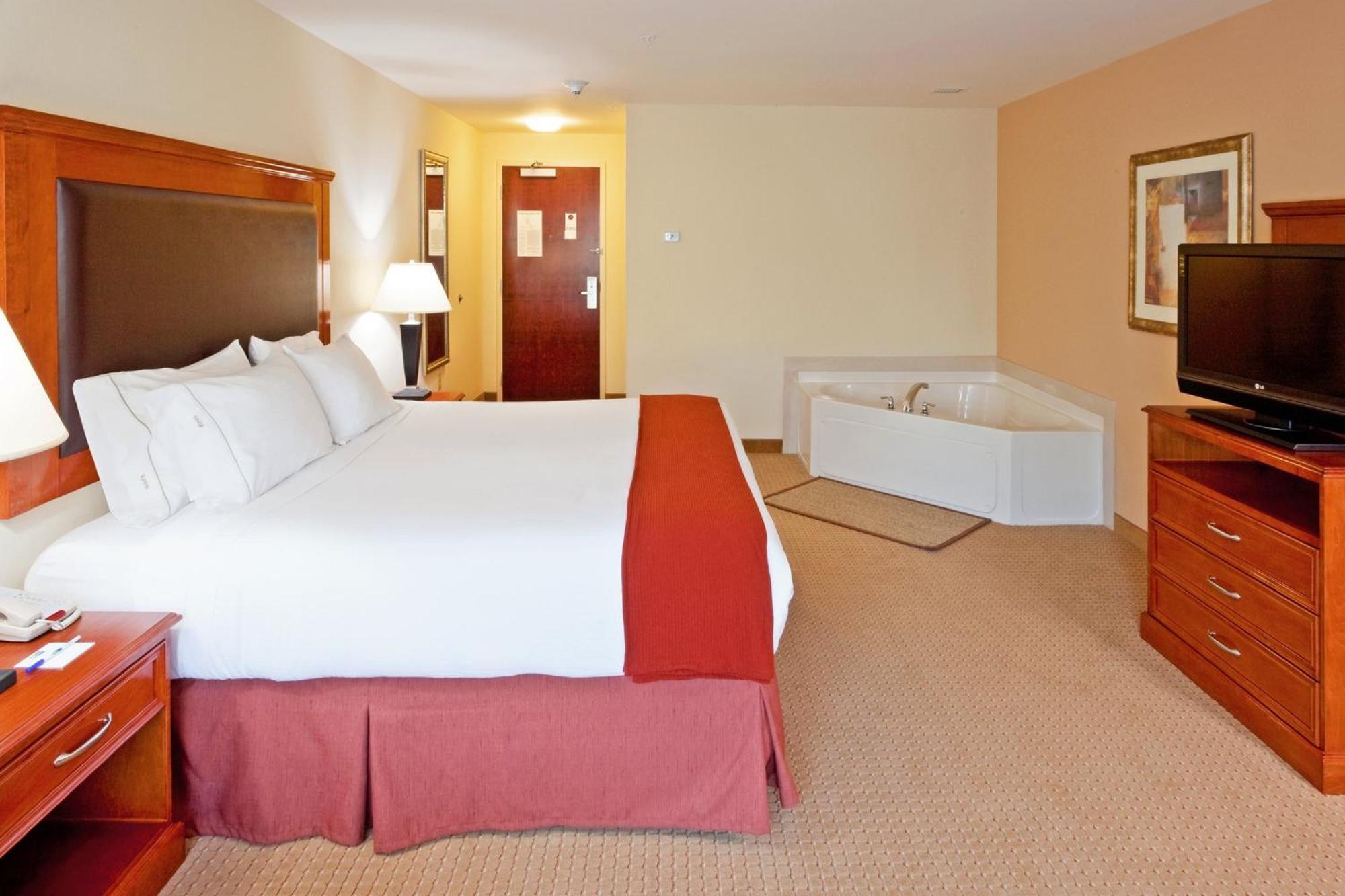 Holiday Inn Express & Suites Albany Airport Area - Latham By Ihg Buitenkant foto